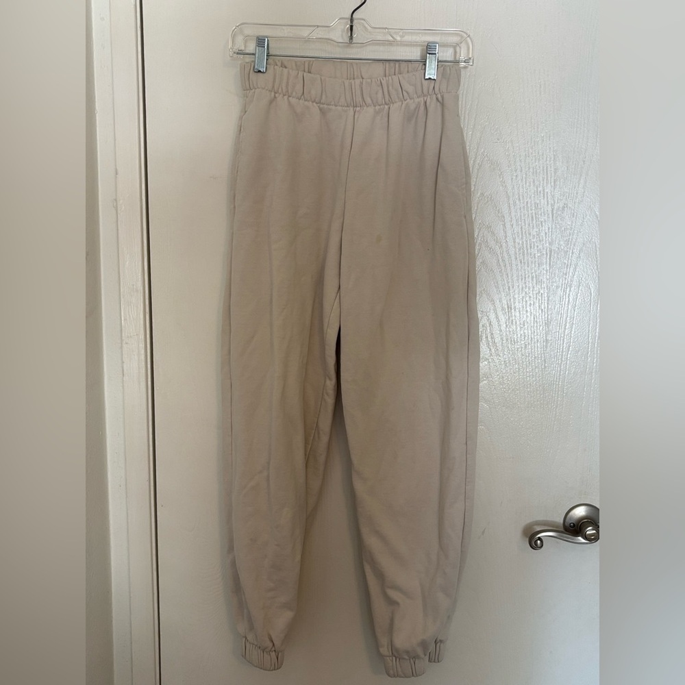 Brandy Melville Off-White Lounge Pants